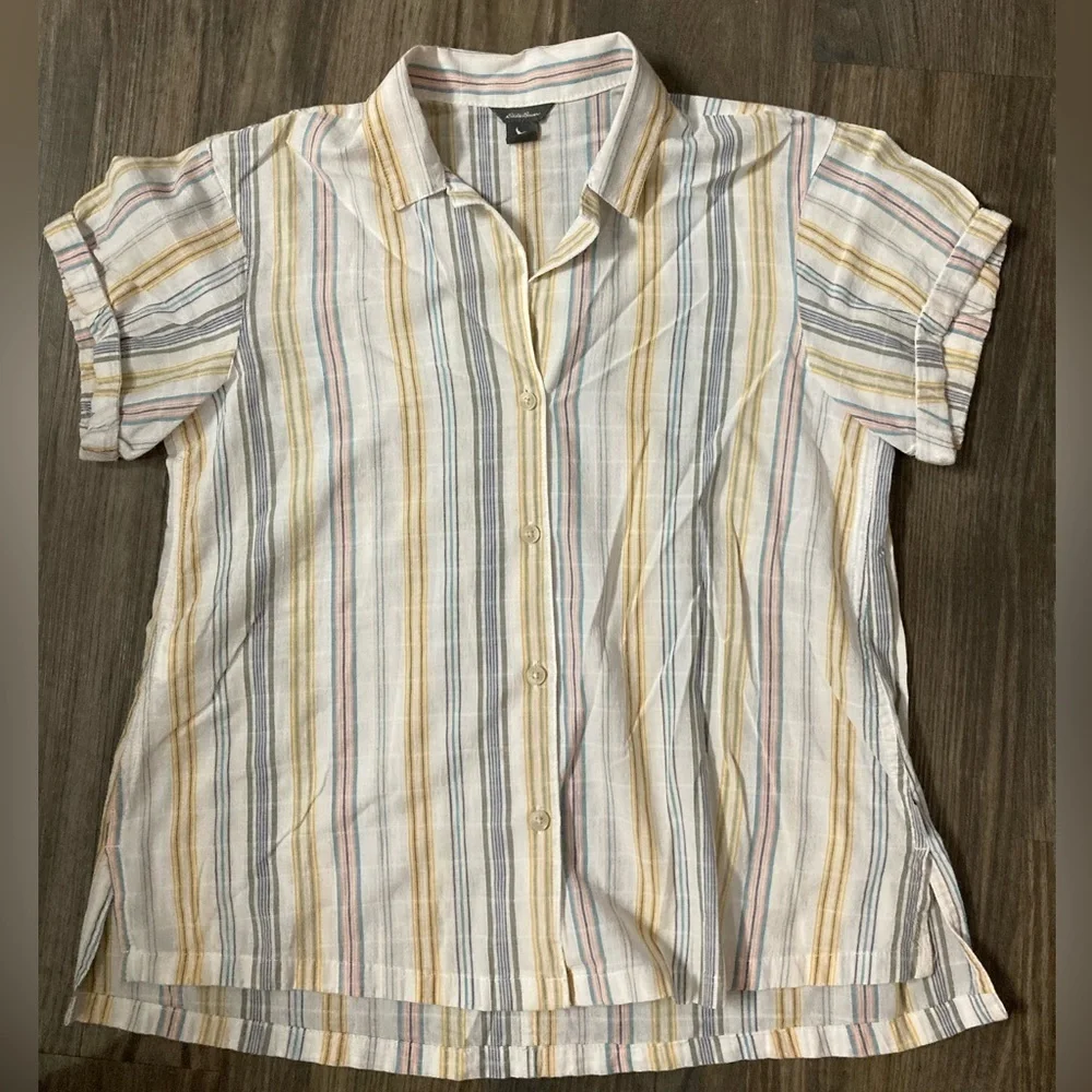 Eddie‎ Bauer Women’s XS Button Down Shirt